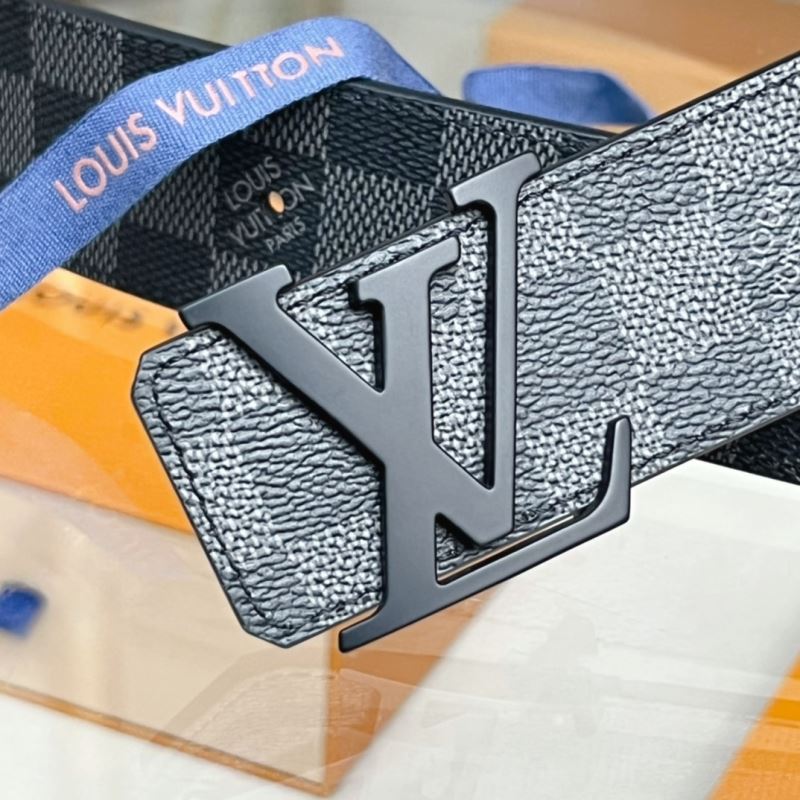 l0vis Vvtt0n belts
